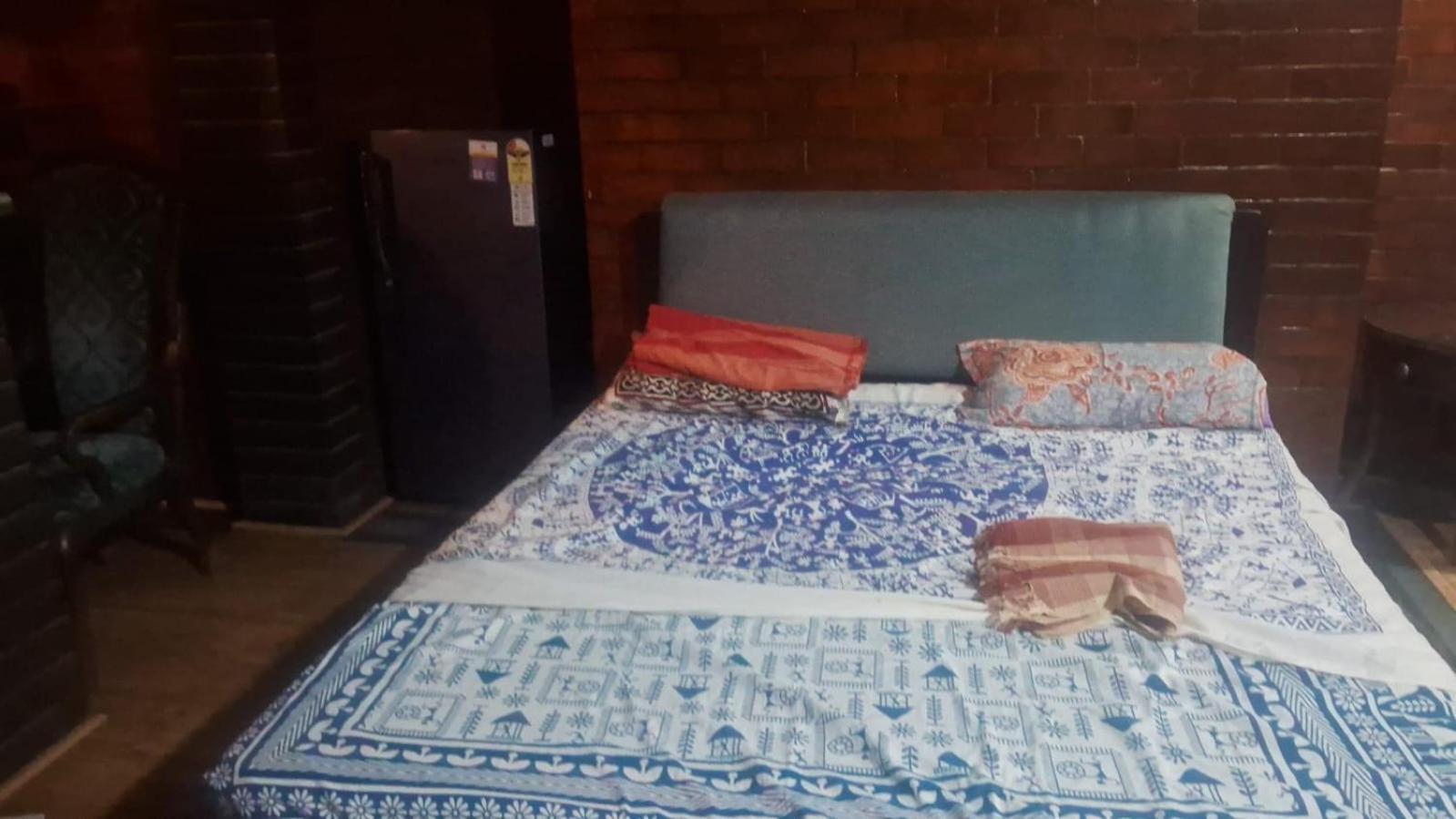 Tvh Park Rozalia Hostel Chennai Exterior photo